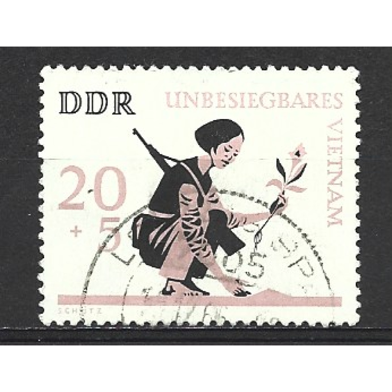 Allemagne RDA 1966 - Y & T : 0911 - Aide au Vietnam