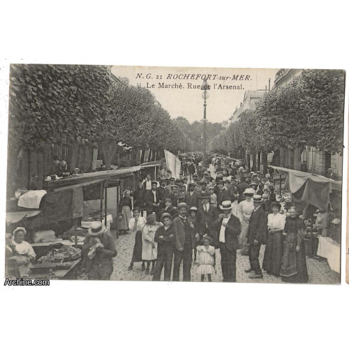 Rochefort sur mer le marché rue de l'arsenal