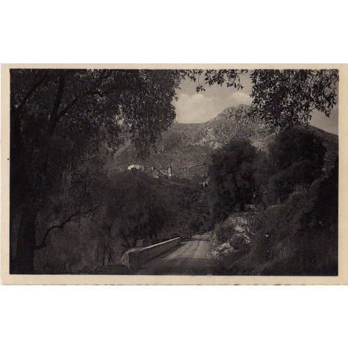 Alpes Maritimes (06) - Gorbio, CPA, vue sur le village perché en nid d'aigle