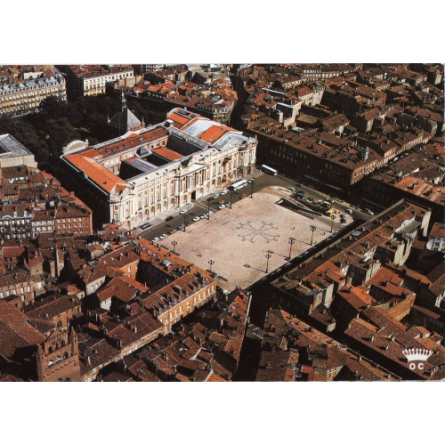 Haute-Garonne (31) - Toulouse, CPM, vue aérienne de la place du Capitole, écrite