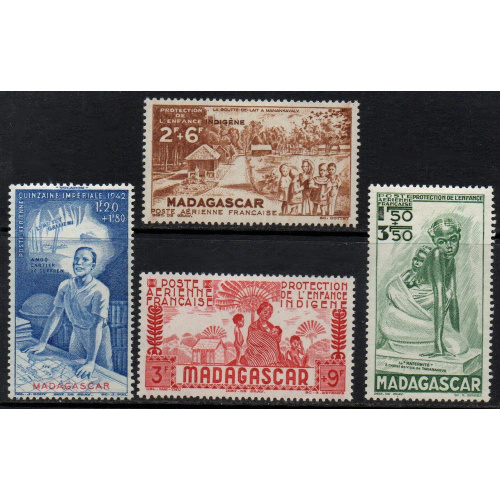 Madagascar N° PA 41 / 44 *