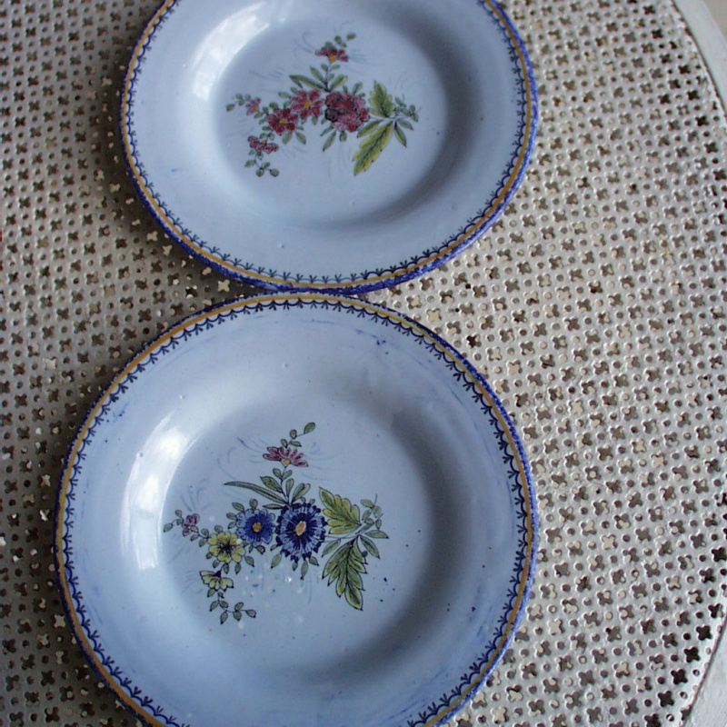 Paire d'assiettes peintes à la main Honfleur