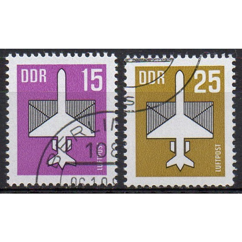 ALLEMAGNE RDA N° PA 15 et PA 16 o Y&T 1983 Avion stylisé