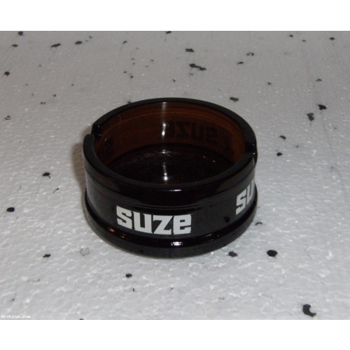 Cendrier publicitaire Suze en verre marron foncé