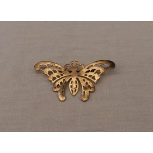 Broche ancienne ajourée forme papillon plaqué or