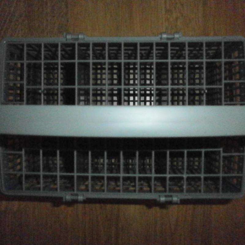 1 PANIER UNIVERSEL POUR LAVE VAISSELLE 12 couverts / NEUF